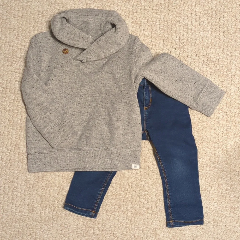 GAP Gray Hoodie and Blue Jeans Set